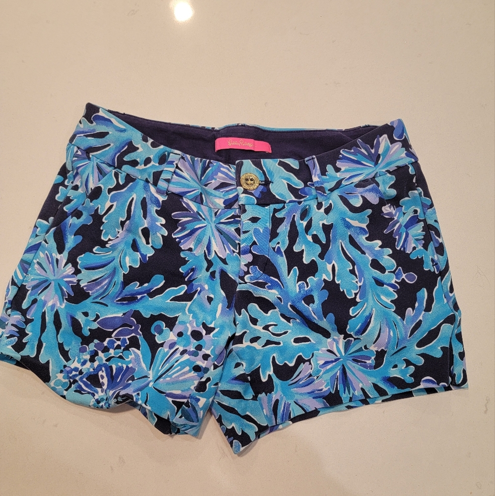Lilly pulitzer size 00 shorts